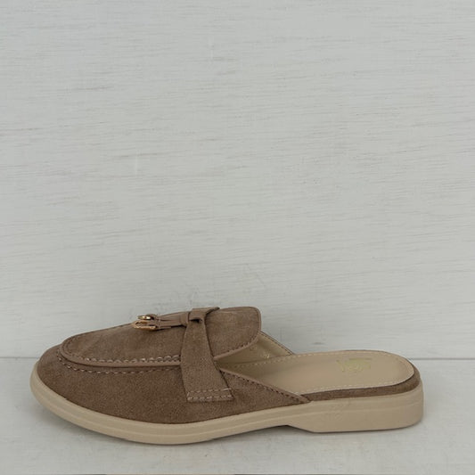 Leuke instap slippers taupe