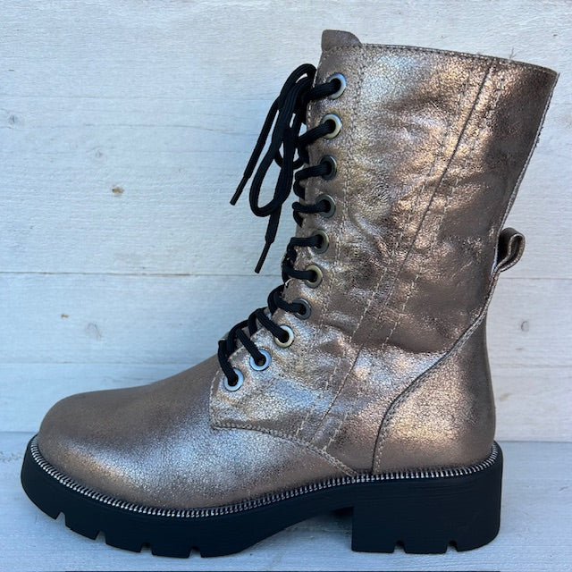 Gave veterboots met stiksel metallic taupe