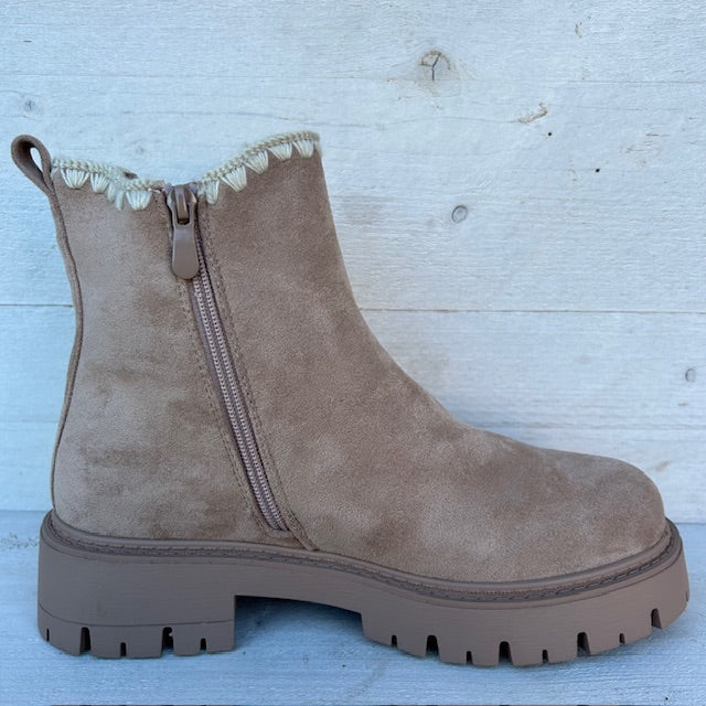 Suèdine boots met wit randje khaki