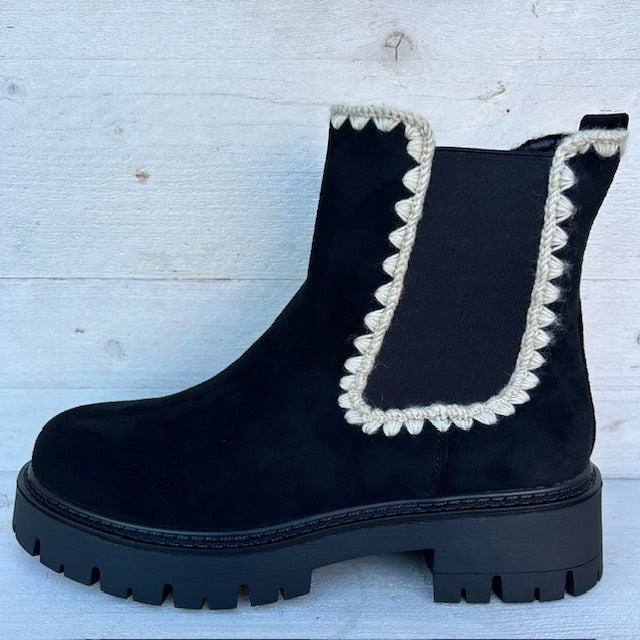 Suèdine boots met wit randje zwart