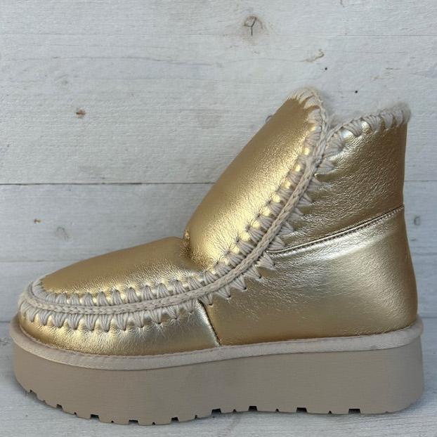 Comfy metallic boots goud