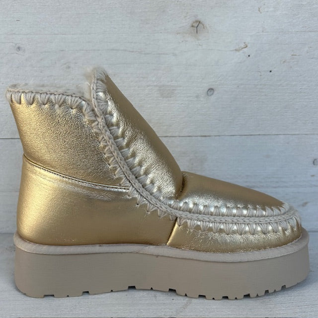 Comfy metallic boots goud