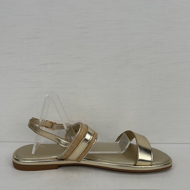 Geweldige sandalen met gespje goud