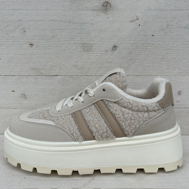 Trendy teddy sneakers beige