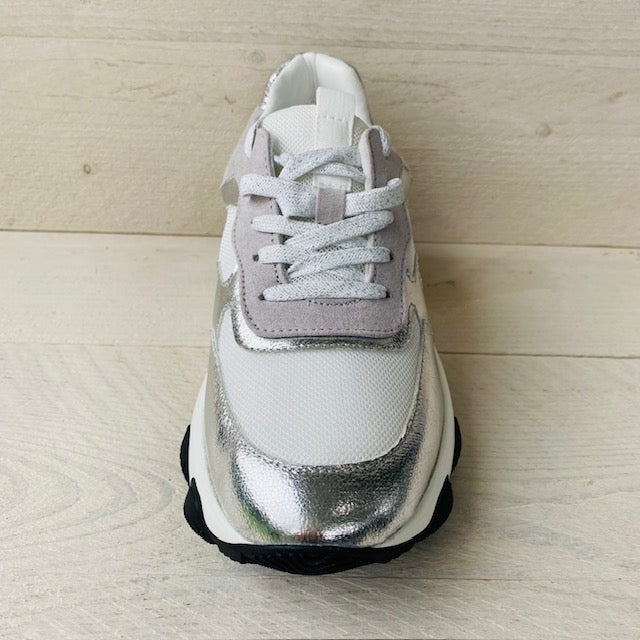 Zilverkleurige sneakers van La Strada 2123317
