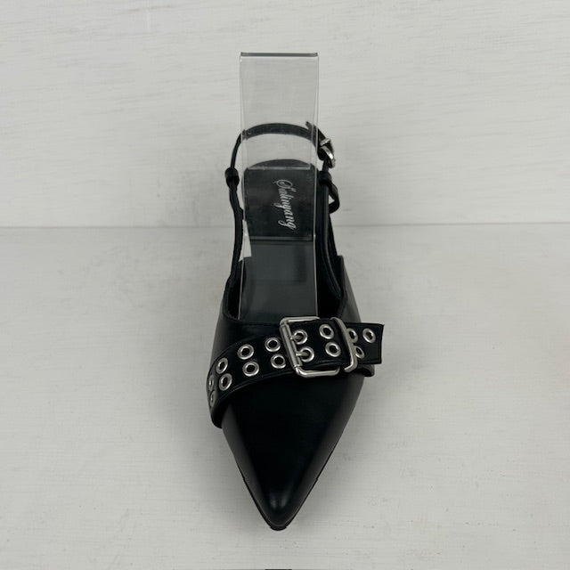 Stoere slingbacks met hakje zwart