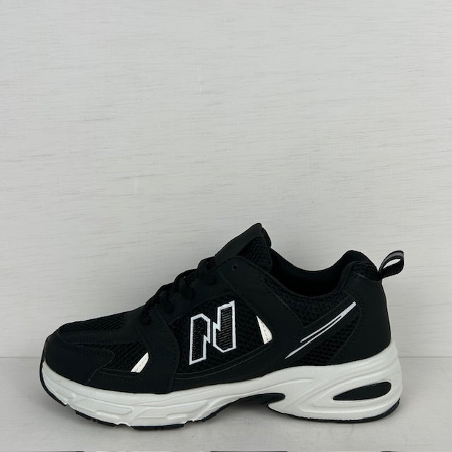 Sportieve sneakers met trendy design zwart (Verkrijgbaar van maat 36 t/m maat 45)