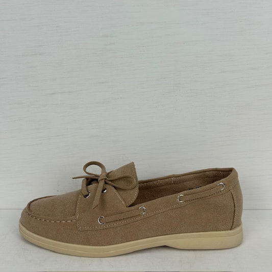 Suèdine instappers met veters khaki