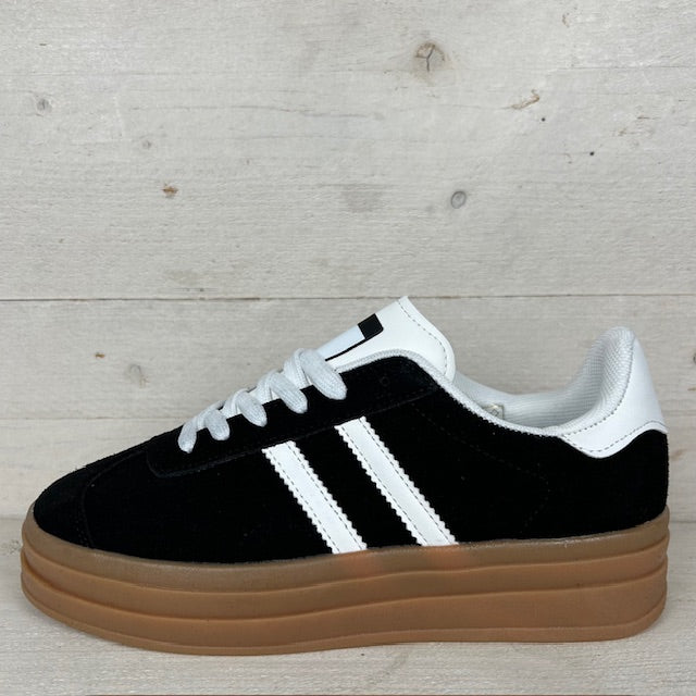 Trendy retro sneaker zwart