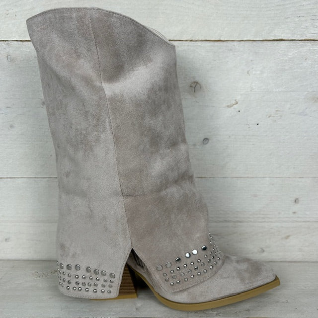 Trendy cowboylaars met sierlijke flap beige