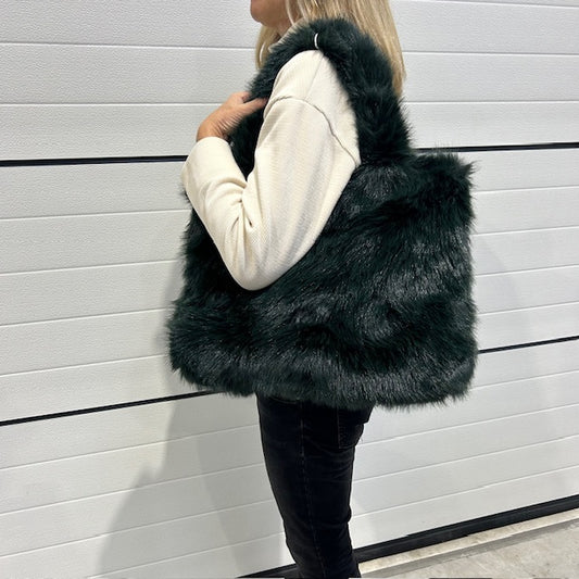 Trendy furry shopper groen