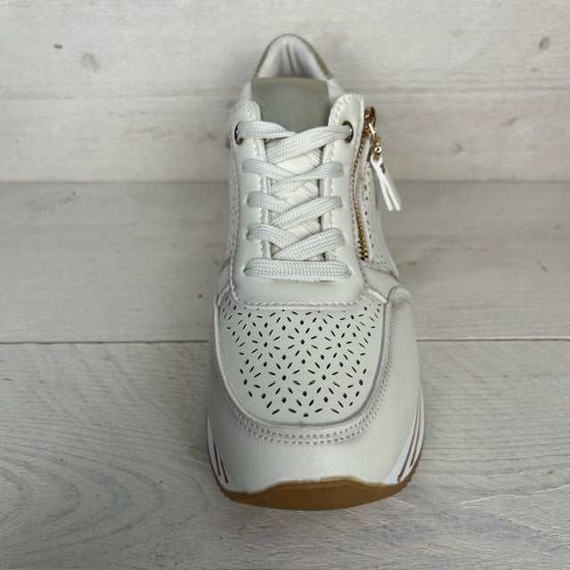 Leuke sneakers met instaprits beige