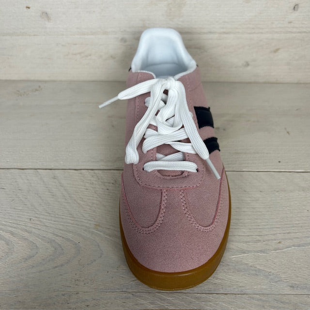 Lage sneaker met retrozool roze