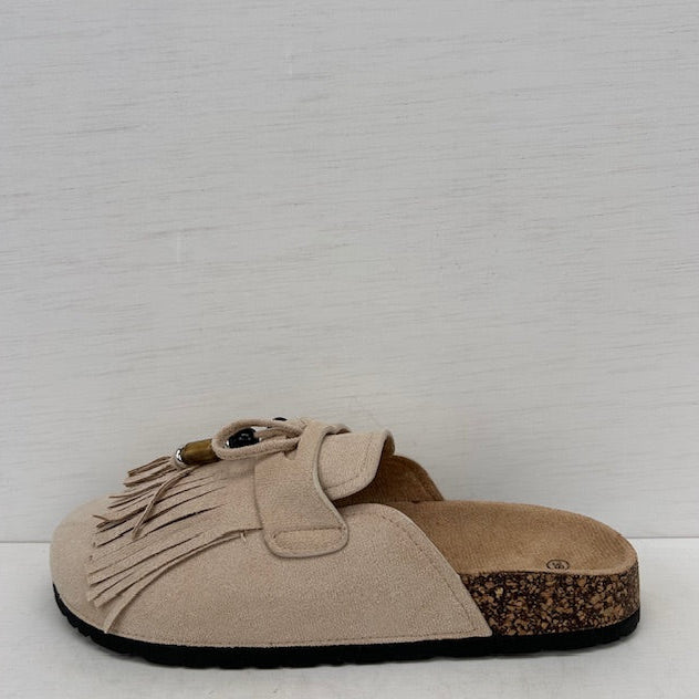 Instap slippers met franjes beige