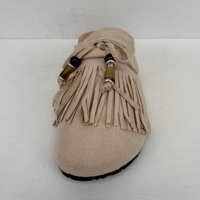 Instap slippers met franjes beige