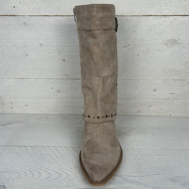 Cowboylaars met fraai afgewerkte flap khaki