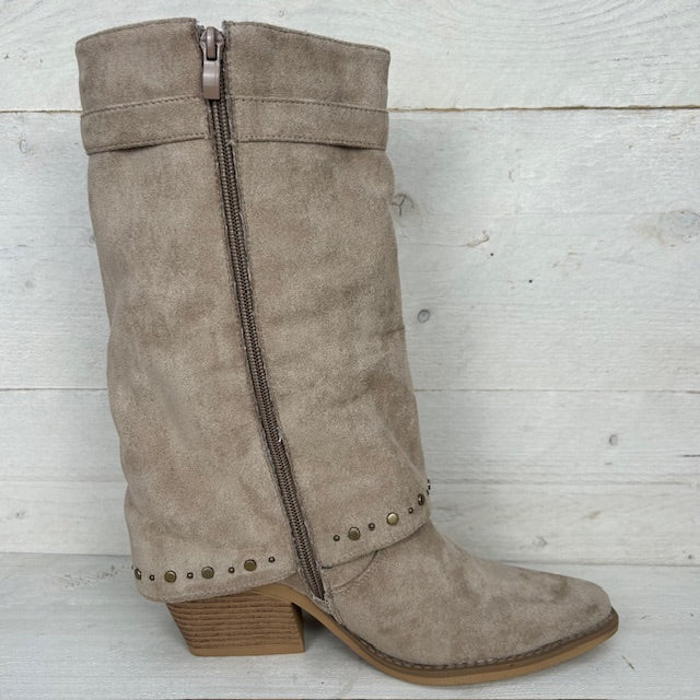 Cowboylaars met fraai afgewerkte flap khaki