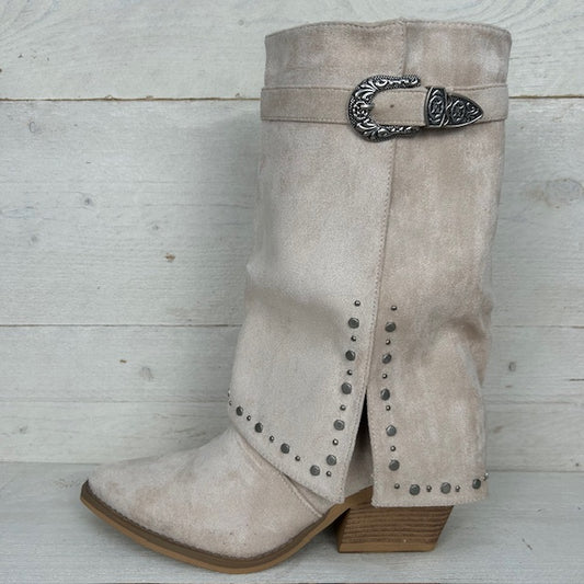 Cowboylaars met fraai afgewerkte flap beige