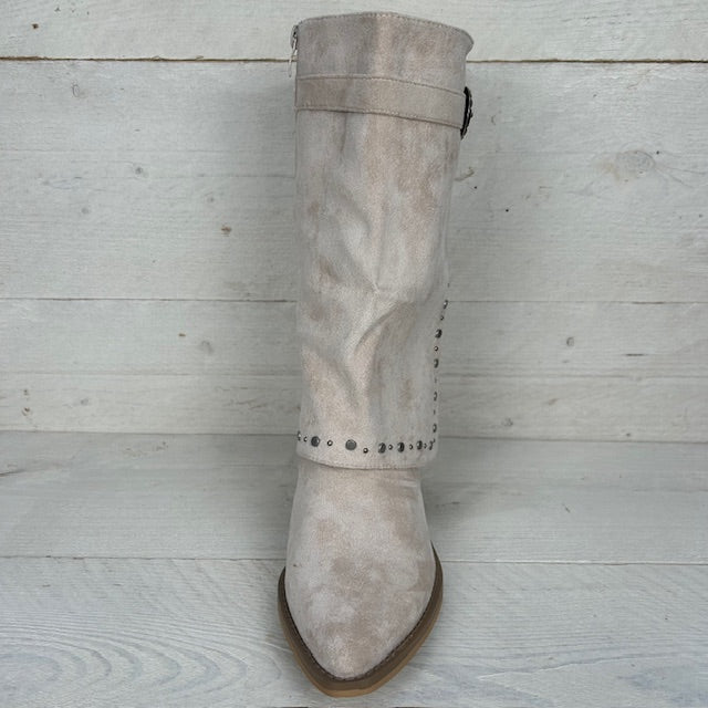 Cowboylaars met fraai afgewerkte flap beige