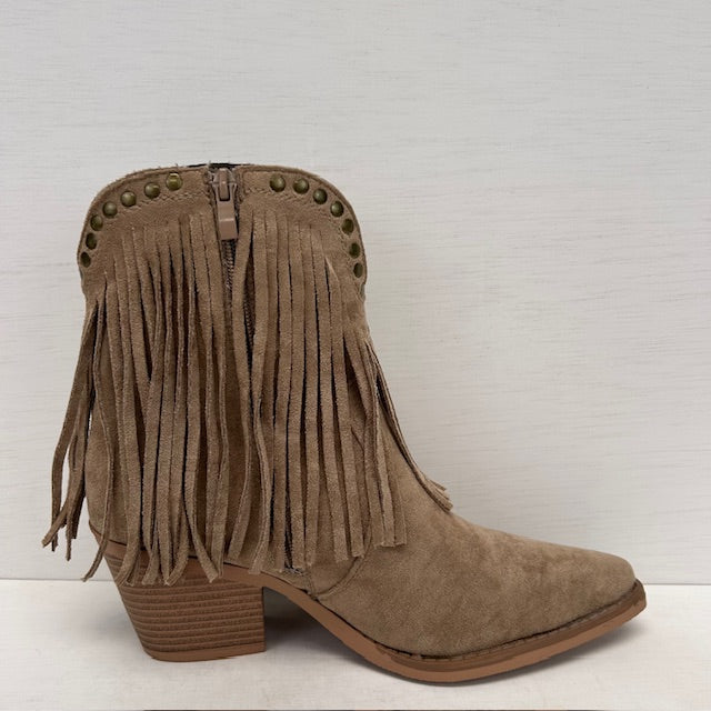 Laag cowboylaarsje met franjes en studs khaki
