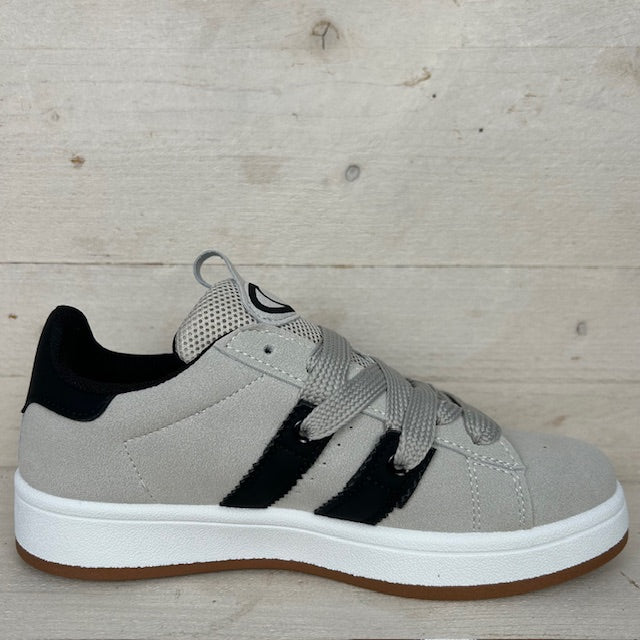 Trendy retro sneaker met witte zool grijs