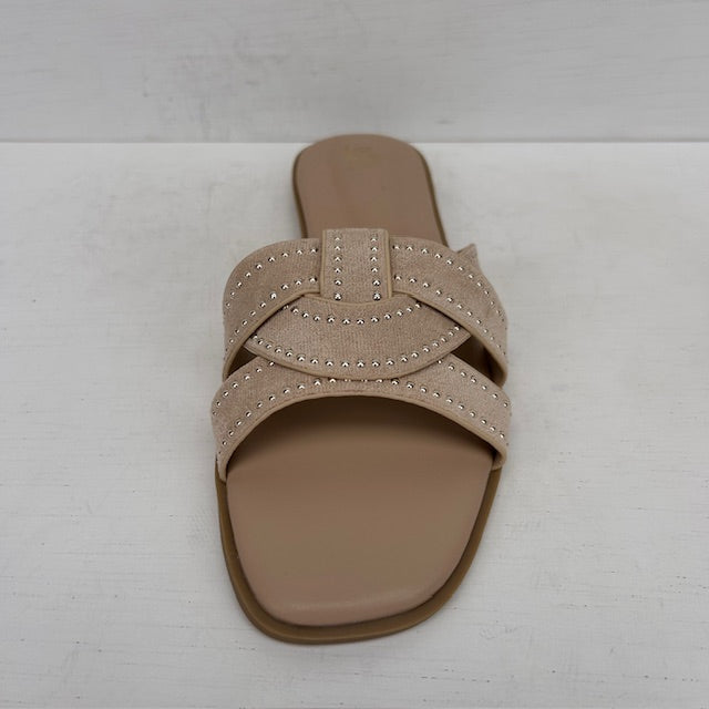 Geweldige slippers met leuk design beige
