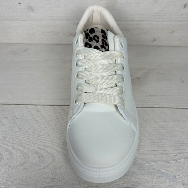 Basic sneaker met detail wit panter