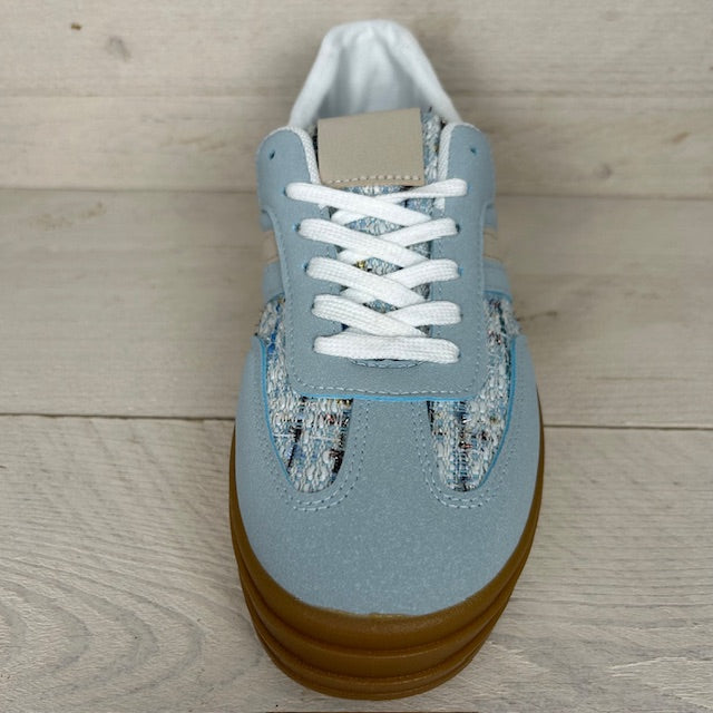 Retro sneaker met gedetailleerde afwerking blauw