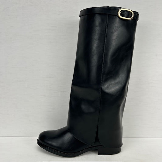 Leatherlook laarzen met flap en gespje zwart