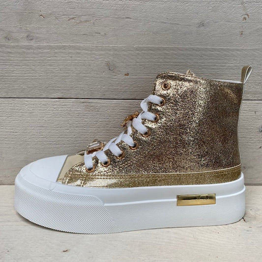 Geweldige hoge sneakers goud