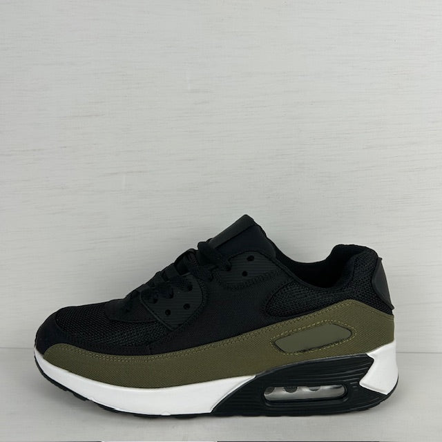 Leuke air sneakers zwart groen (Verkrijgbaar van maat 40 t/m maat 45)