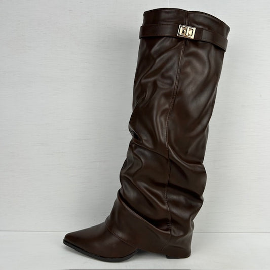 Hoge leatherlook cowboylaarzen met flap en bandje bruin