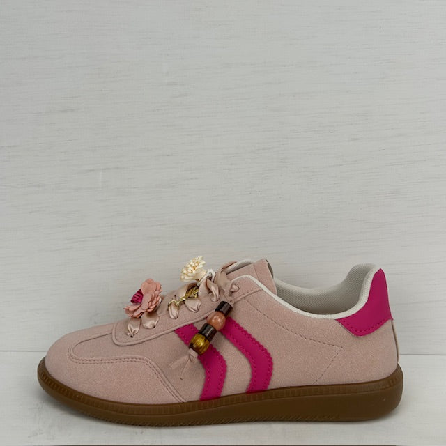 Geweldige retro sneakers met leuk design roze
