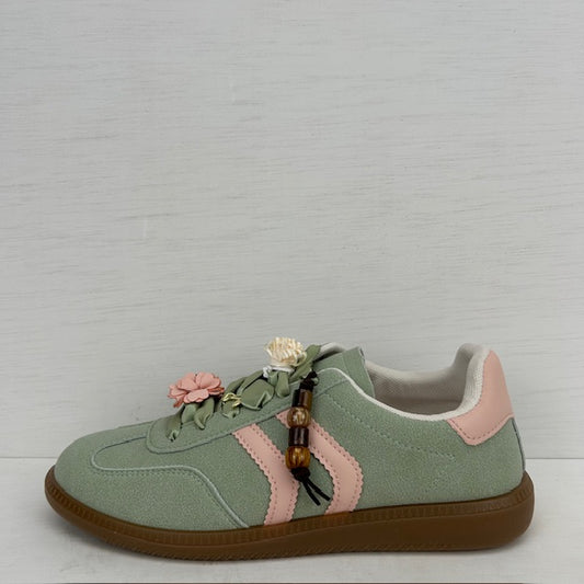 Geweldige retro sneakers met leuk design groen