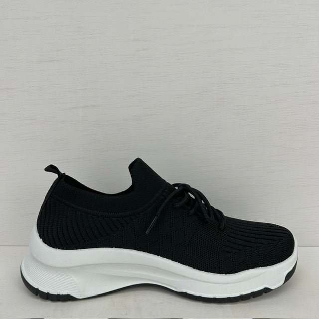 Geweldige instapsneakers met veters zwart