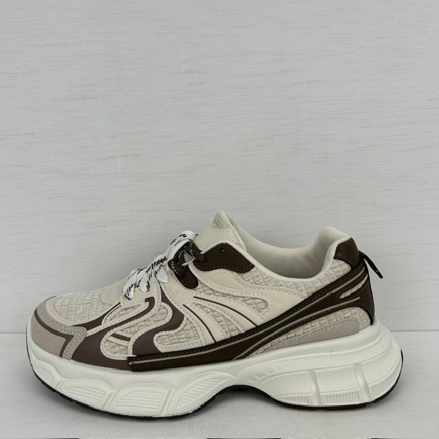 Leuke sneakers met sportief design beige