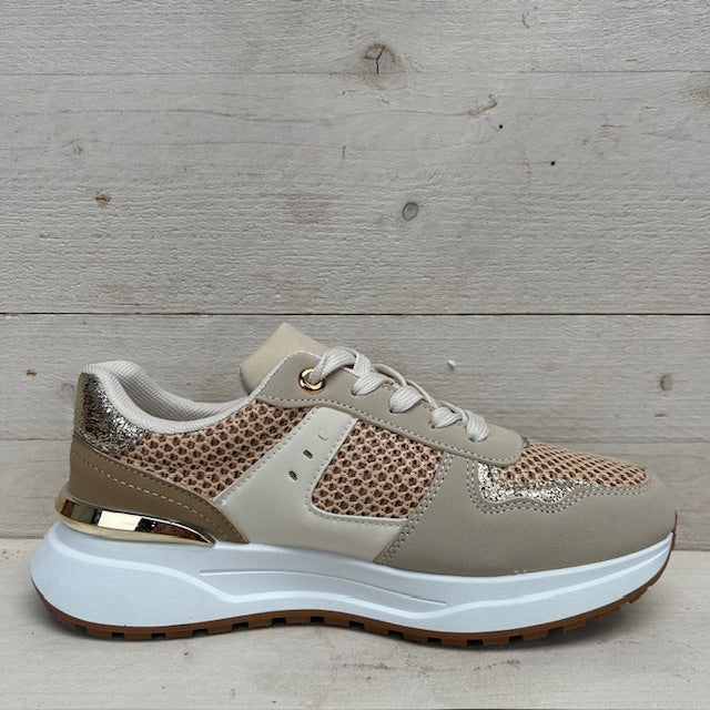 Sneakers met leuke afwerking khaki