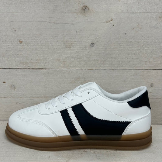 Retro sneakers met gekleurde zool wit