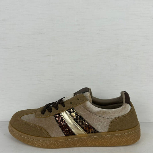 Leuke retro sneakers met strepen taupe