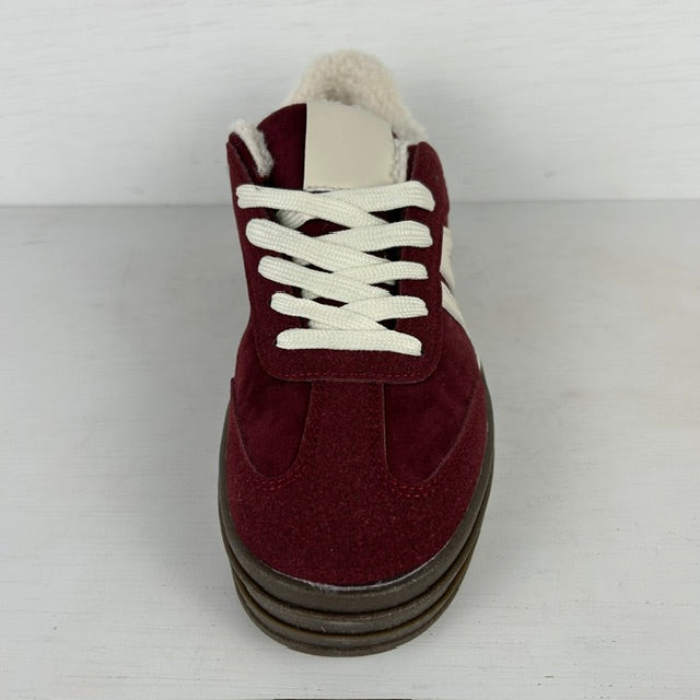 Geweldige retro sneakers met teddy randje rood