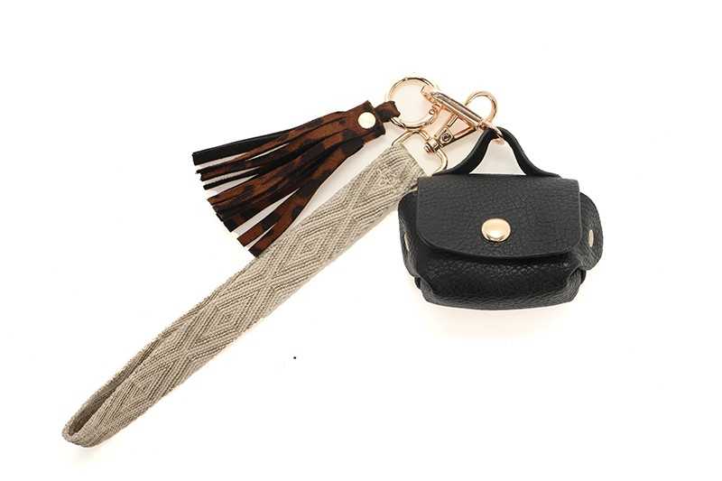Black sleutelhanger / bag charms met portemonneetje Job