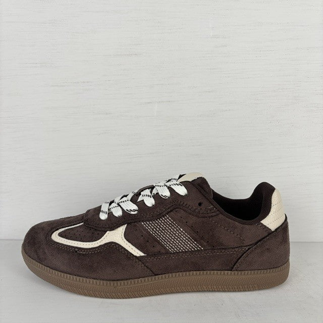 Casual retro sneaker bruin