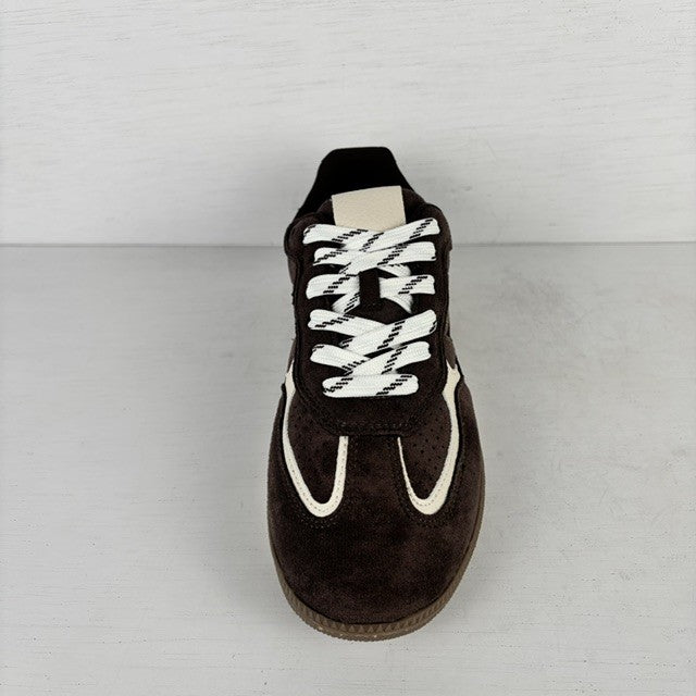 Casual retro sneaker bruin