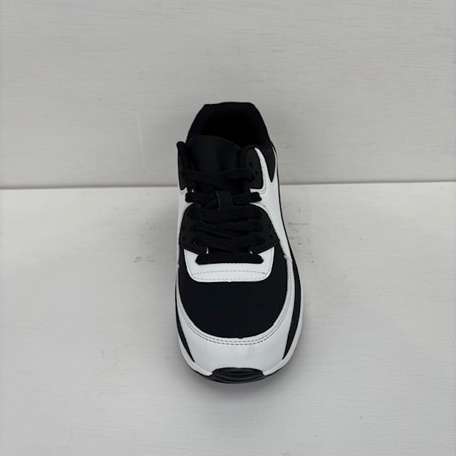 Air sneakers zwart wit (verkrijgbaar van maat 40 t/m maat 45)