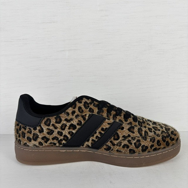 Retro sneakers leopard