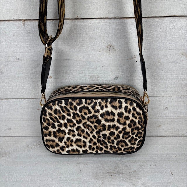 The Mini bag panter black